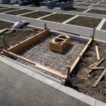 今日は、高崎市八幡霊園の9種にて、お墓の基礎工事です。